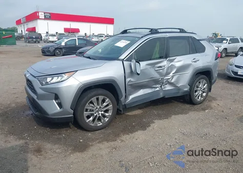 2021 Toyota Rav4 Xle Premium из США, поврежденный, VIN JTMC1RFV9MD522528